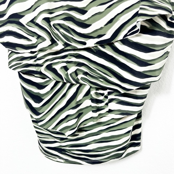 COCO REEF 40C GREEN AURA PRINTED TIERED TANKINI SWIMMING TOP BRAND NEW WITH TAGS - Picture 7 of 8